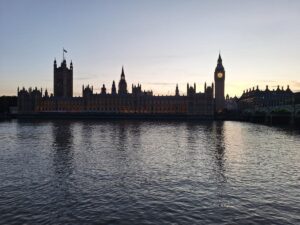 ruta a pie por el palacio de westminster y big ben
