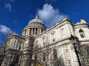 paseo autoguiado por la catedral de londres